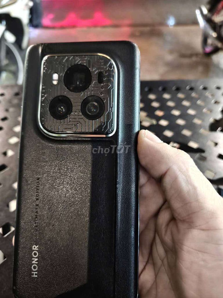 Honor Magic 6 Ultimate 512GB Đen ưu tiên gl . Mua bán Điện thoại tại Thị xã Bến Cát Bình Dương được đăng bởi may mắn  hình 1