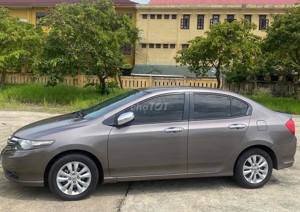 Honda City 2014 1.5 at - 80000 km. Mua bán Ô tô tại Thành phố Huế Thừa Thiên Huế được đăng bởi Nguyễn Văn Định hình 4
