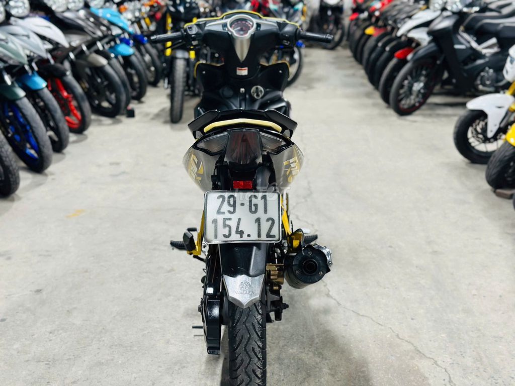 XE MÁYTHANH TÙNG_EXCITER 135 CÔN TAY MÀU VÀNG ĐEN. Mua bán Xe máy tại Quận Bắc Từ Liêm Hà Nội được đăng bởi THANH TÙNG hình 4