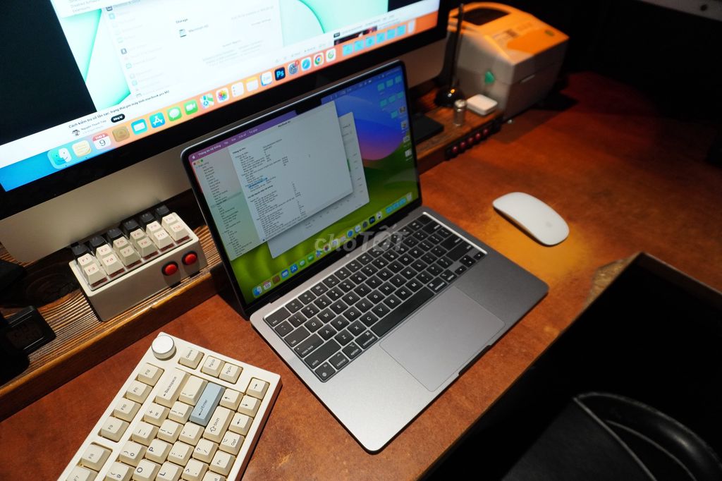 Macbook M2 8gb/256gb 13" (Space gray) – PIN 100%. Mua bán Laptop tại Huyện Nhà Bè Tp Hồ Chí Minh được đăng bởi Đức Hiển hình 1
