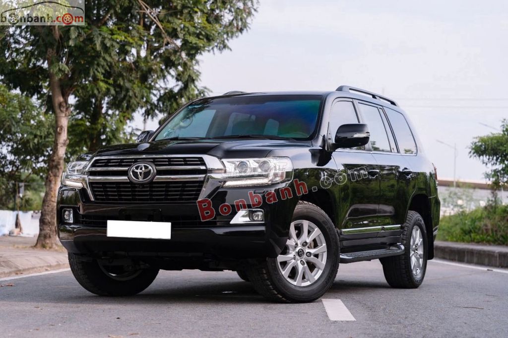Toyota Land Cruiser 2016 Đẹp xuất sắc. Mua bán Ô tô tại Quận Bắc Từ Liêm Hà Nội được đăng bởi Lâm Nguyễn hình 1
