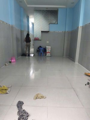 Аренда · 4 комн. · 56 м² · Quận 7, ул. Đường Bùi Văn Ba