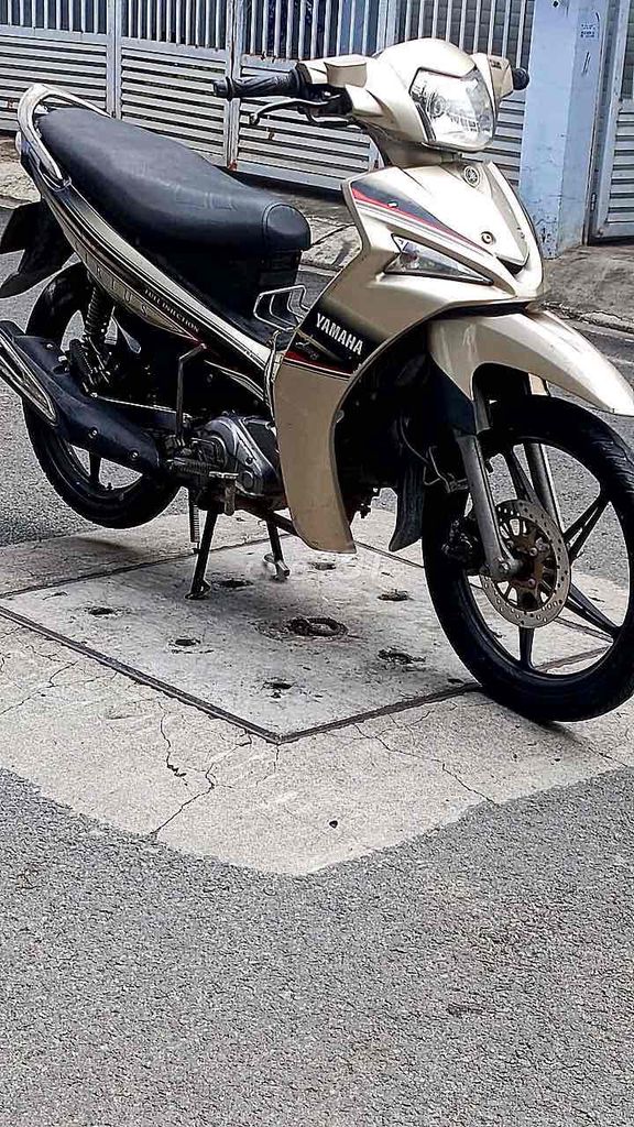 Yamaha Sirius FI 2017 Vàng cát. Mua bán Xe máy tại Quận Bình Tân Tp Hồ Chí Minh được đăng bởi Trần Thanh liêm hình 1
