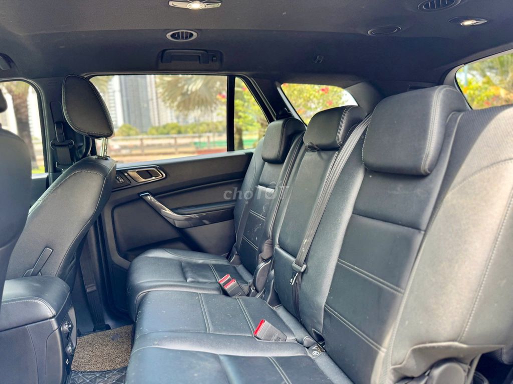 Ford Everest Titanium 2022 - Màu đen - 4vkm. Mua bán Ô tô tại Thành phố Thủ Đức Tp Hồ Chí Minh được đăng bởi OTOCITY hình 9