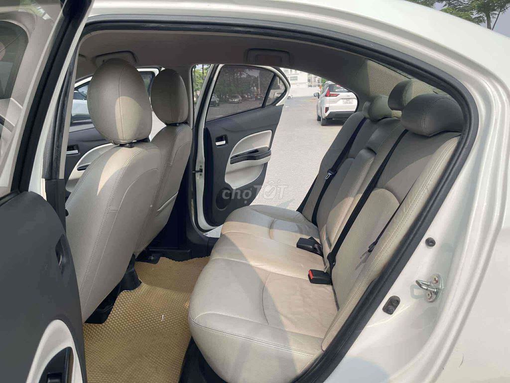 Mitsubishi Attrage 2016 1.2 CVT - 79000 km. Mua bán Ô tô tại Quận Hoàng Mai Hà Nội được đăng bởi Vu Hung autu hình 12