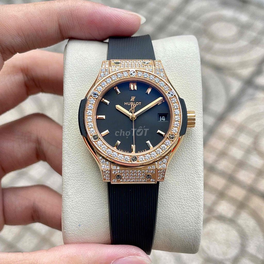 Hublot Classic Fusion Vàng King Gold 18K Nữ 2018. Mua bán Đồng hồ tại Quận Hoàng Mai Hà Nội được đăng bởi Anh Tuấn hình 1