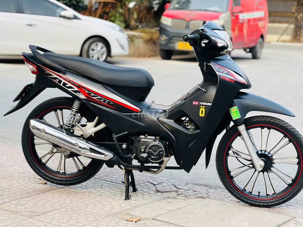 HONDA WAVE A 110 ĐEN VÀNH ĐÚC VỪA MUA 2024. Mua bán Xe máy tại Quận Cầu Giấy Hà Nội được đăng bởi TRÍ KIÊN hình 2