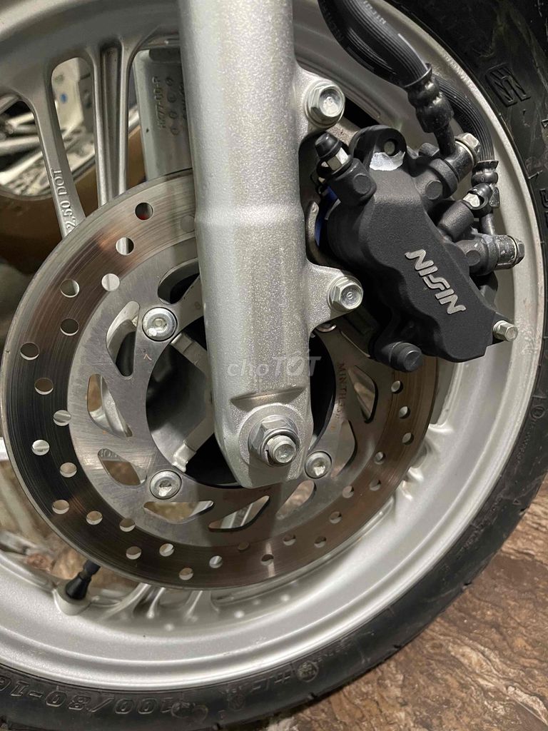 Honda SH 150 chạy đúng 11800km biển 29 nguyên zin. Mua bán Xe máy tại Quận Hoàng Mai Hà Nội được đăng bởi Tuấn Giang hình 5