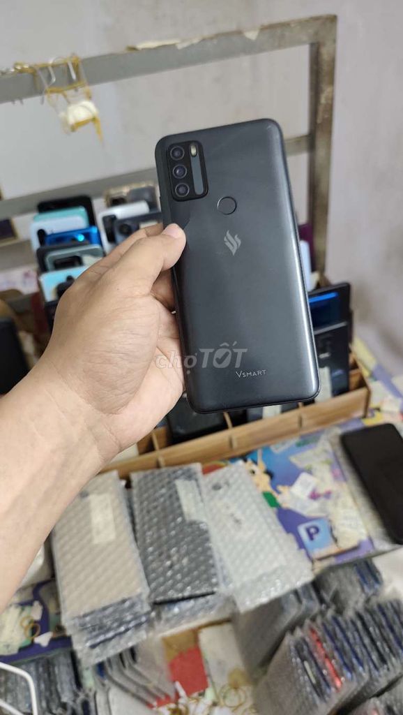 Vsmart Star 5, ram 4gb, 64gb, pin 5000. Mua bán Điện thoại tại Quận Gò Vấp Tp Hồ Chí Minh được đăng bởi A LONG   nhận thanh toán THẺ TÍN DỤNG hình 1