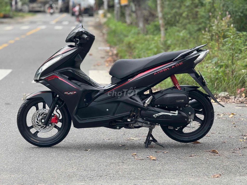 honda- air blade 2015. Mua bán Xe máy tại Quận Liên Chiểu Đà Nẵng được đăng bởi Mạnh hổ hình 4