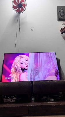 TiVi SamSung 65in siêu mới có bảo hành hỗ trợ lắp. Mua bán Tivi, Âm thanh tại Quận Gò Vấp Tp Hồ Chí Minh được đăng bởi Hoàng Việt