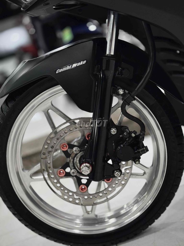 Honda Air Blade 125 2021 Đen. Mua bán Xe máy tại Thị xã Phú Mỹ Bà Rịa - Vũng Tàu được đăng bởi Cửa Hàng Xe Máy Phú Mỹ hình 4