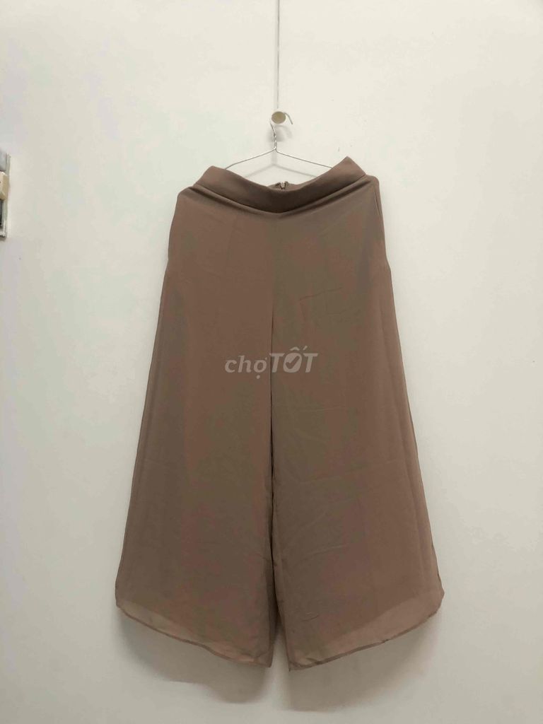 Set áo quần voan màu nâu. Mua bán Quần áo tại Quận 1 Tp Hồ Chí Minh được đăng bởi Linh hình 1