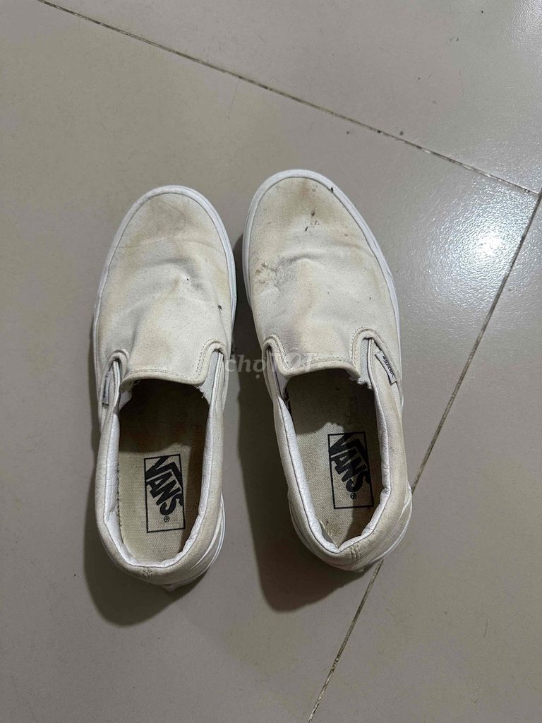 Giày lười Vans Unisex Vải Trắng 40. Mua bán Giày dép tại Huyện Mỏ Cày Nam Bến Tre được đăng bởi Nguyễn Khang hình 1