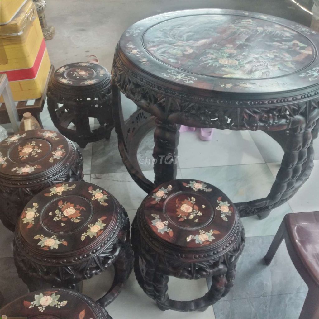Bộ bàn ghế Gỗ Đồ cổ xưa Nâu Nguyên vẹn. Mua bán Bàn ghế tại Thành phố Cao Lãnh Đồng Tháp được đăng bởi Mr Lee hình 1