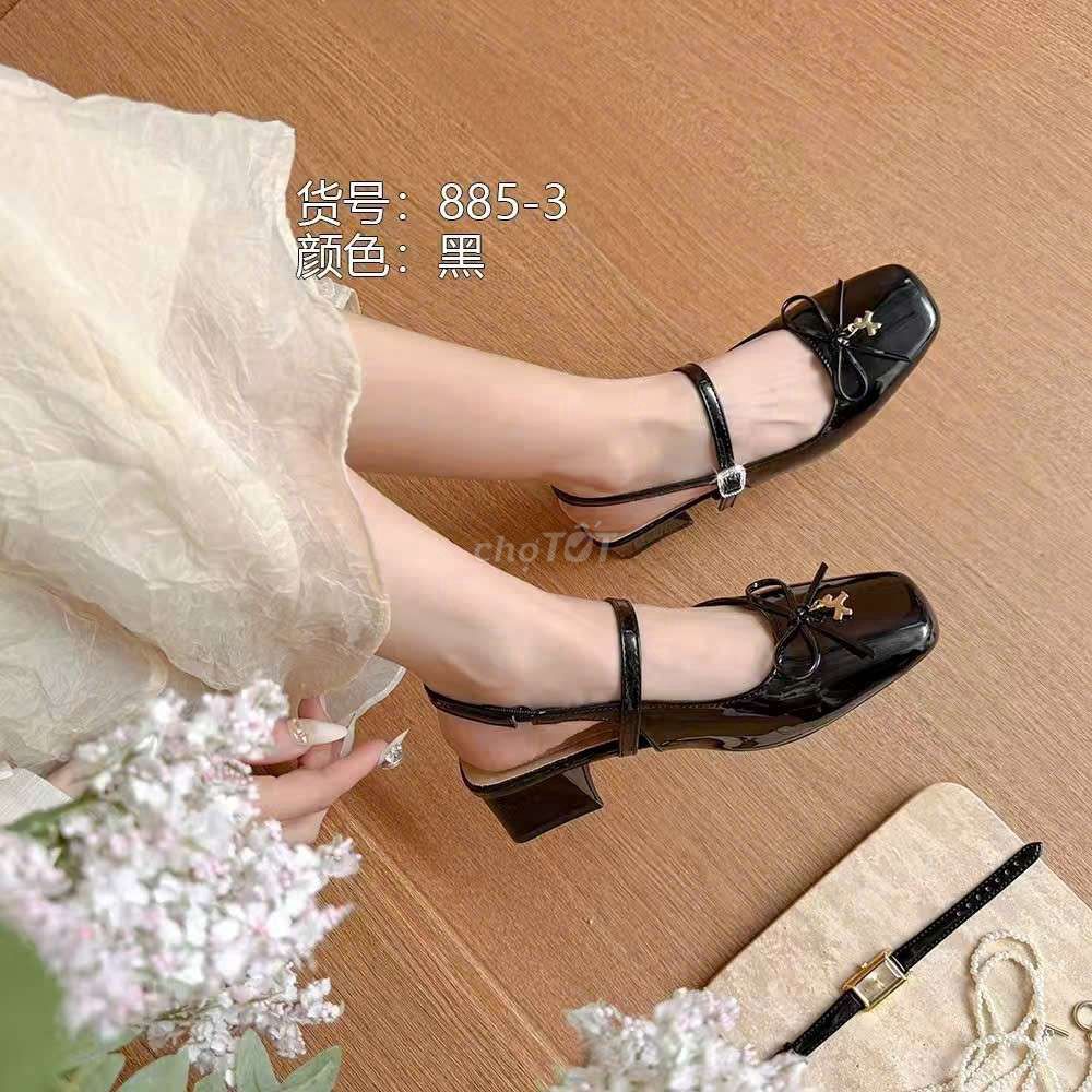 Giày cao gót Nữ 885-3 Đen, Trắng. Mua bán Giày dép tại Thành phố Hưng Yên Hưng Yên được đăng bởi Trần Bạch Vy hình 1