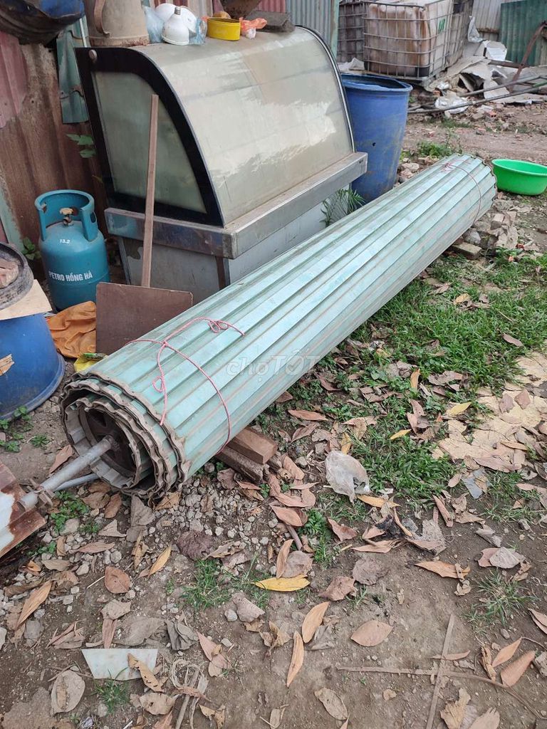 Cửa cuốn kim loại 3m x 2.7m đã dùng. Mua bán Nội thất, đồ gia dụng khác tại Huyện Đan Phượng Hà Nội được đăng bởi Cao Văn Học hình 1