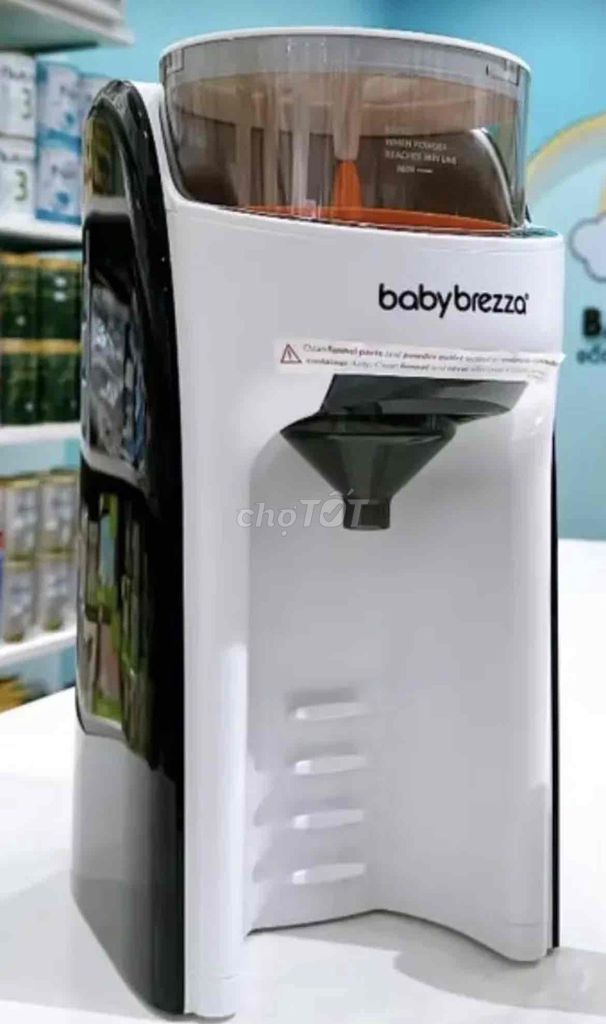 Máy pha sữa Baby Brezza Trắng, Đen Mới 100%. Mua bán Mẹ và bé tại Quận Cái Răng Cần Thơ được đăng bởi Lâm Hiếu Phúc hình 1
