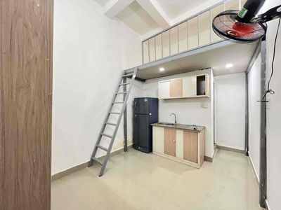 CHO THUÊ PHÒNG SÁT UEH NGAY TRUNG TÂM QUẬN 10 FULL NỘI THÁT