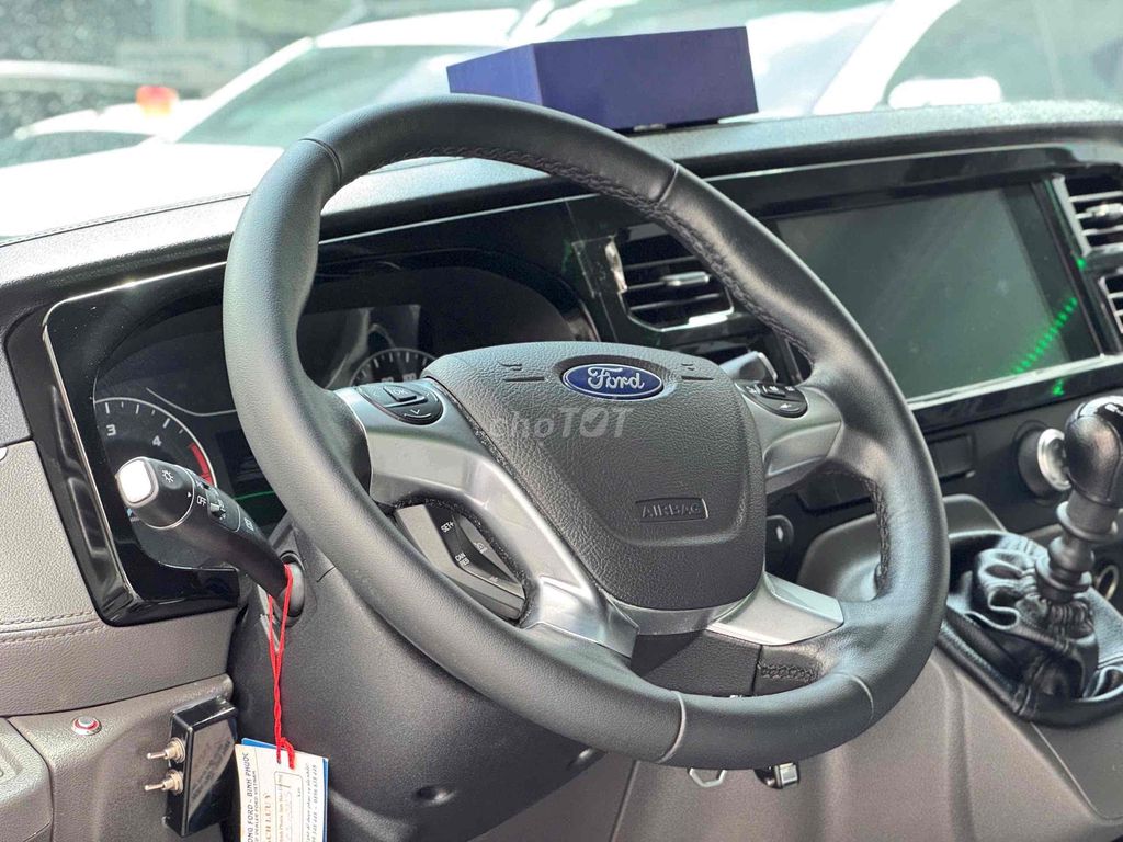 Ford Transit 2024 Tiêu chuẩn - 37800 km. Mua bán Ô tô tại Quận 3 Tp Hồ Chí Minh được đăng bởi Duy Vỹ hình 9