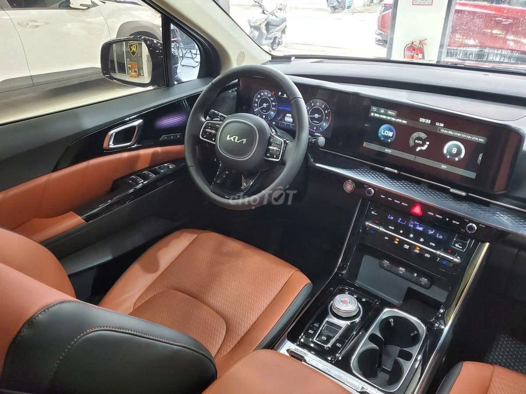KIA CARNIVAL SIGNATURE V6 3.5L -  23000km. Mua bán Ô tô tại Quận Tân Phú Tp Hồ Chí Minh được đăng bởi Nguyễn Duy Toàn hình 5