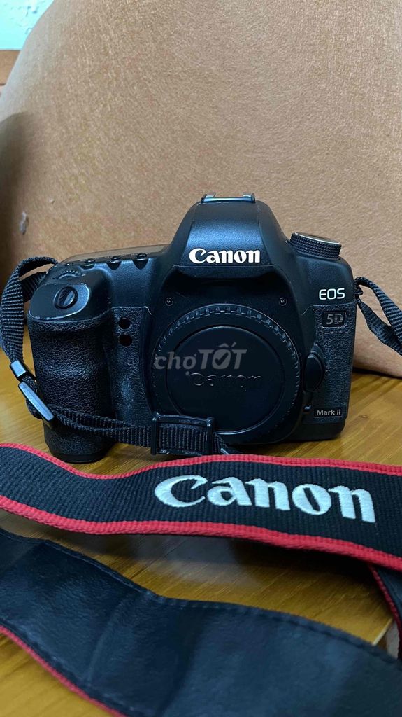 Máy ảnh Canon EOS 5D Mark II EF 24-105mm Đen. Mua bán Máy ảnh, Máy quay tại Quận Hoàng Mai Hà Nội được đăng bởi Quỳnh Trang hình 1