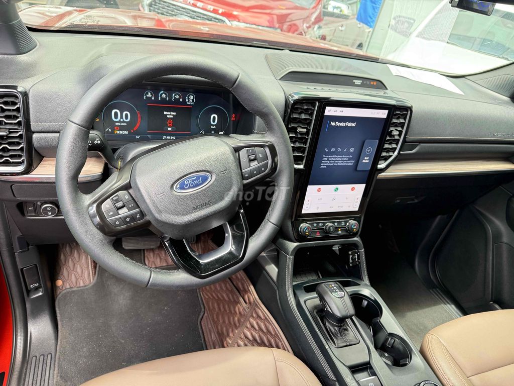 Everest 2023 Titanium AT 4x4 nội thất nâu hiếm.. Mua bán Ô tô tại Quận 1 Tp Hồ Chí Minh được đăng bởi Quynh Nguyen hình 4