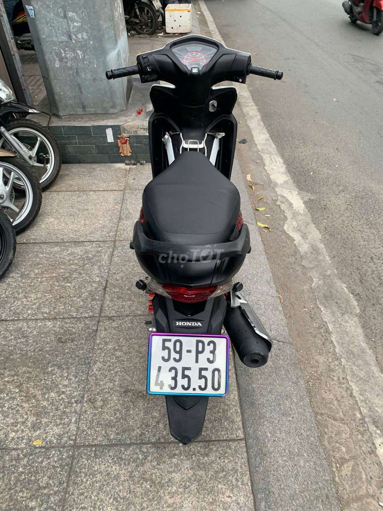 Honda Wave RSX Fi 2023 Trắng đen 90% mới. Mua bán Xe máy tại Quận Tân Phú Tp Hồ Chí Minh được đăng bởi Tuanduy hình 3