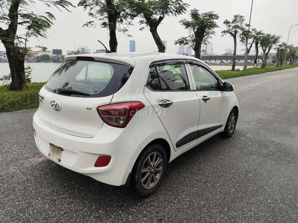 210 2014 Grand 1.2 AT - 126268 km. Mua bán Ô tô tại Thành phố Vinh Nghệ An được đăng bởi Thành Chung hình 3