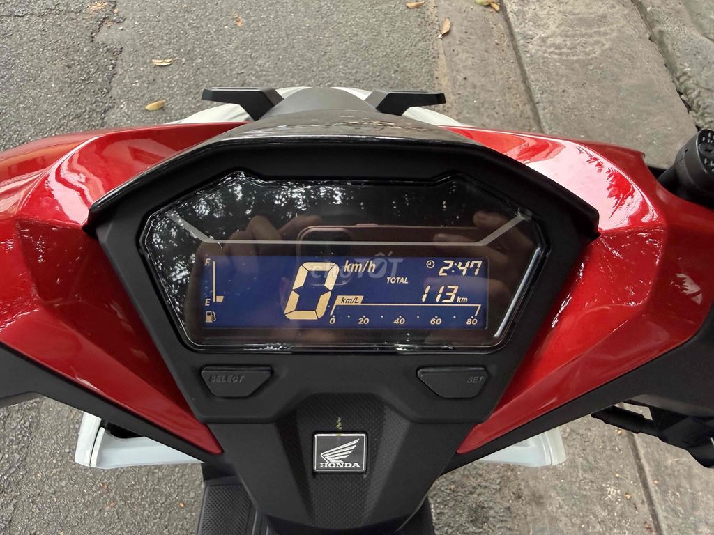 Honda Vario 150i 2022 Trắng Đỏ Đen 113 km. Mua bán Xe máy tại Quận Bình Tân Tp Hồ Chí Minh được đăng bởi Thành Mazda  hình 10