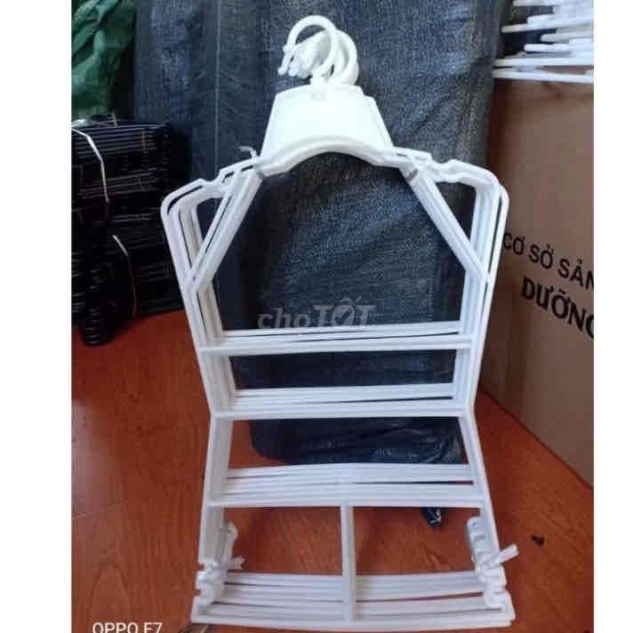 Móc treo quần áo Nhựa Trắng Đen. Mua bán Nội thất, đồ gia dụng khác tại Huyện Bến Lức Long An được đăng bởi Thắng Linh hình 1