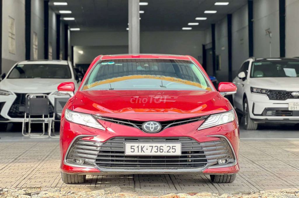 Toyota camry 2.0Q 2022. Mua bán Ô tô tại Thành phố Thủ Dầu Một Bình Dương được đăng bởi Quốc việt  hình 1