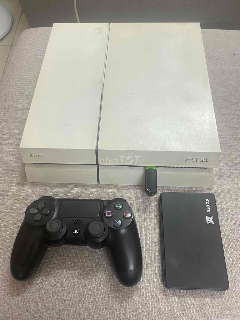 Máy chơi game Sony PS4 Trắng 500GB. Mua bán Thiết bị chơi game tại Quận Cầu Giấy Hà Nội được đăng bởi Nguyễn Đức hình 1