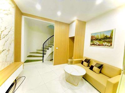 BÁN NHÀ  5 TẦNG  VĂN CHƯƠNG TÔN ĐỨC THẮNG_FULL NỘI THẤT NHÀ ĐẸP Ở NGAY. Mua bán nhà ở tại Quận Đống Đa Hà Nội được đăng bởi Nguyễn Văn Ngọc