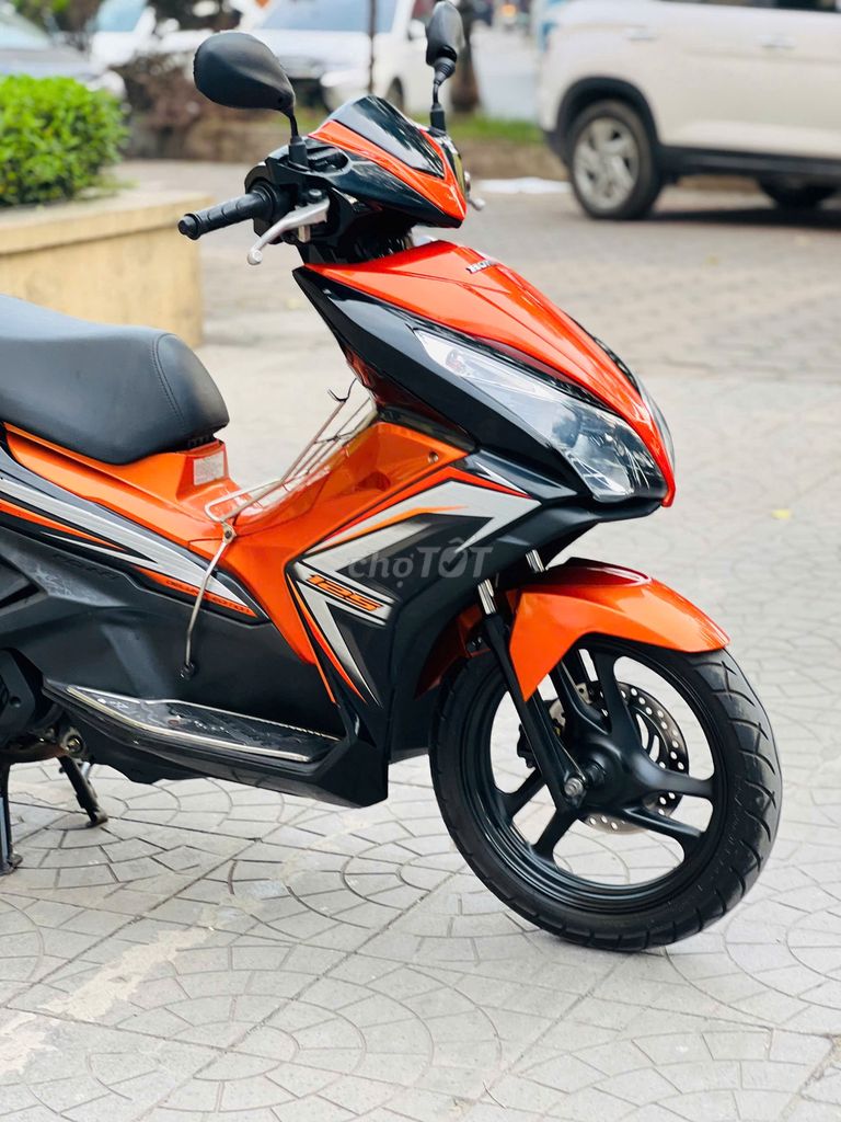 HONDA AIRBLADE 125 VÀNG ĐEN CHÍNH CHỦ BIỂN 29. Mua bán Xe máy tại Quận Nam Từ Liêm Hà Nội được đăng bởi MAI HÒA hình 4