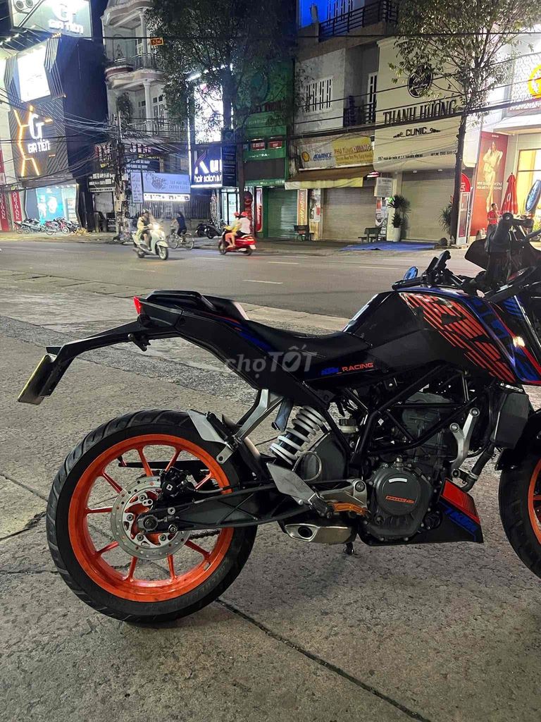 KTM Duke 200 2019 BSTP CHÍNH CHỦ KÝ MUA BÁN. Mua bán Xe máy tại Quận Bình Tân Tp Hồ Chí Minh được đăng bởi Minh Chánh hình 5