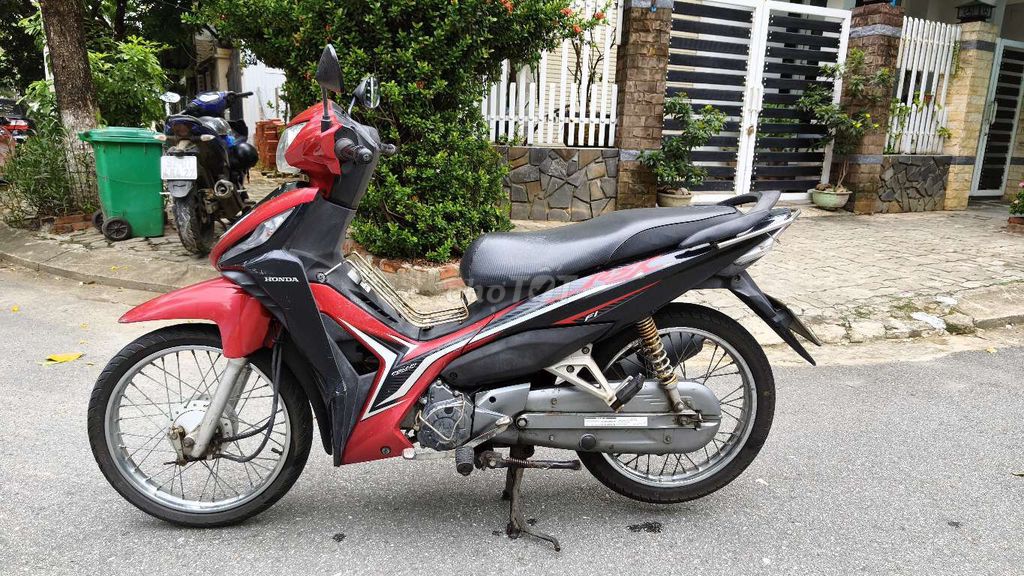 HONDA WAVE RSX FI ДОЖДЕВАЯ МАШИНА НОВОГО ПОКОЛЕНИЯ ОЧЕНЬ ВКУСНАЯ