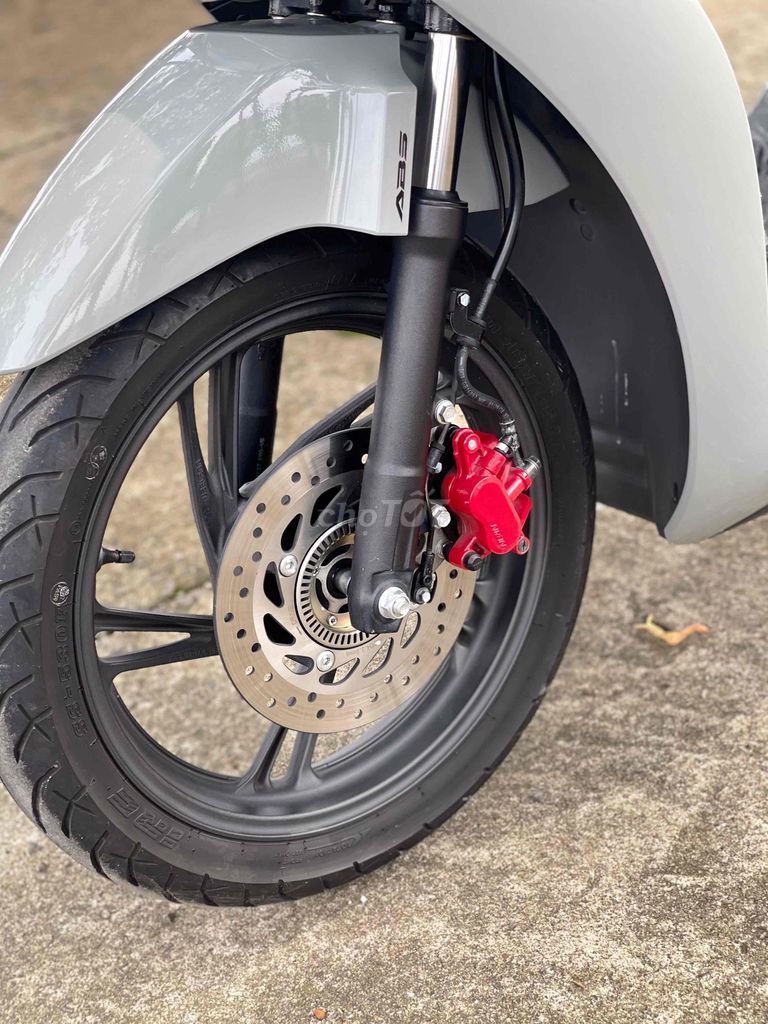 SH160abs-2024 xám siêu lướt. Mua bán Xe máy tại Huyện Trảng Bom Đồng Nai được đăng bởi kiều hình 4