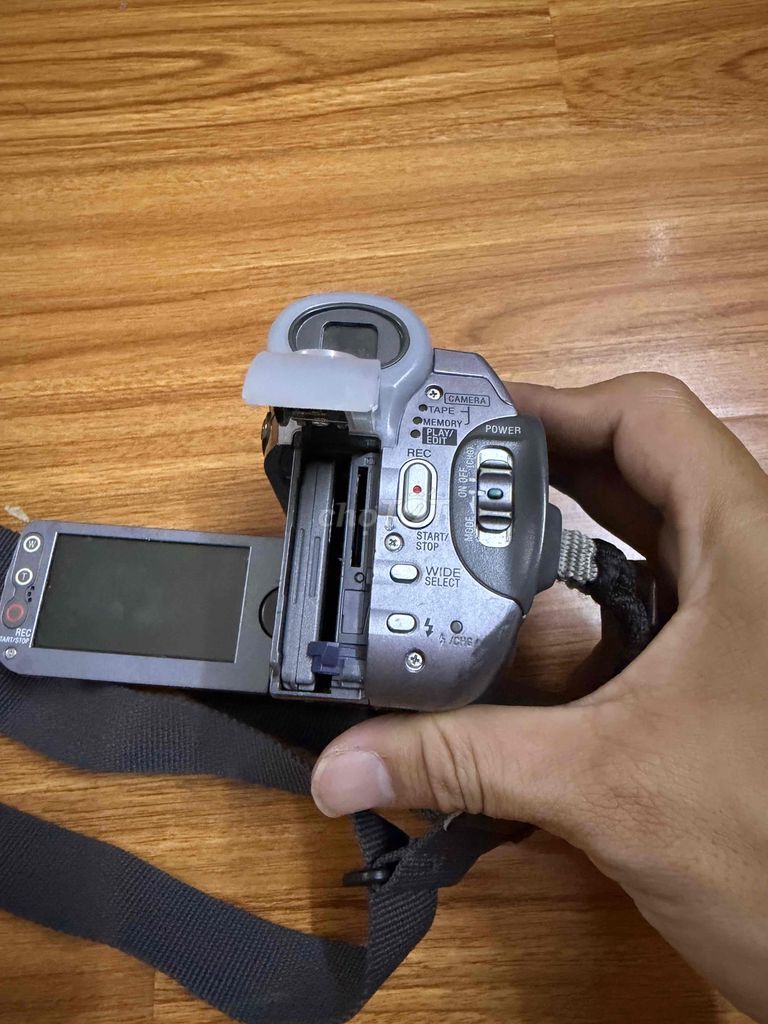 Máy quay phim Sony DCR-HC90E. Mua bán Máy ảnh, Máy quay tại Quận Bình Thạnh Tp Hồ Chí Minh được đăng bởi duy tân hình 1