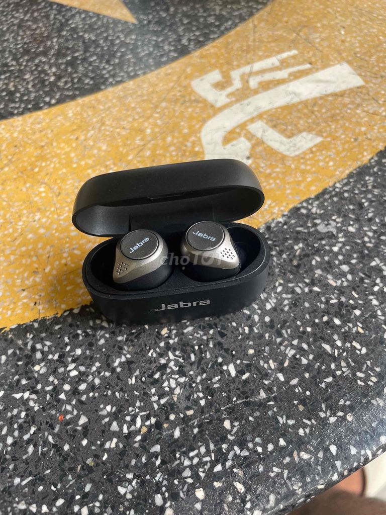 Tai nghe Jabra Bluetooth Đen. Mua bán Tivi, Âm thanh tại Huyện Thanh Hà Hải Dương được đăng bởi Hùng hình 1