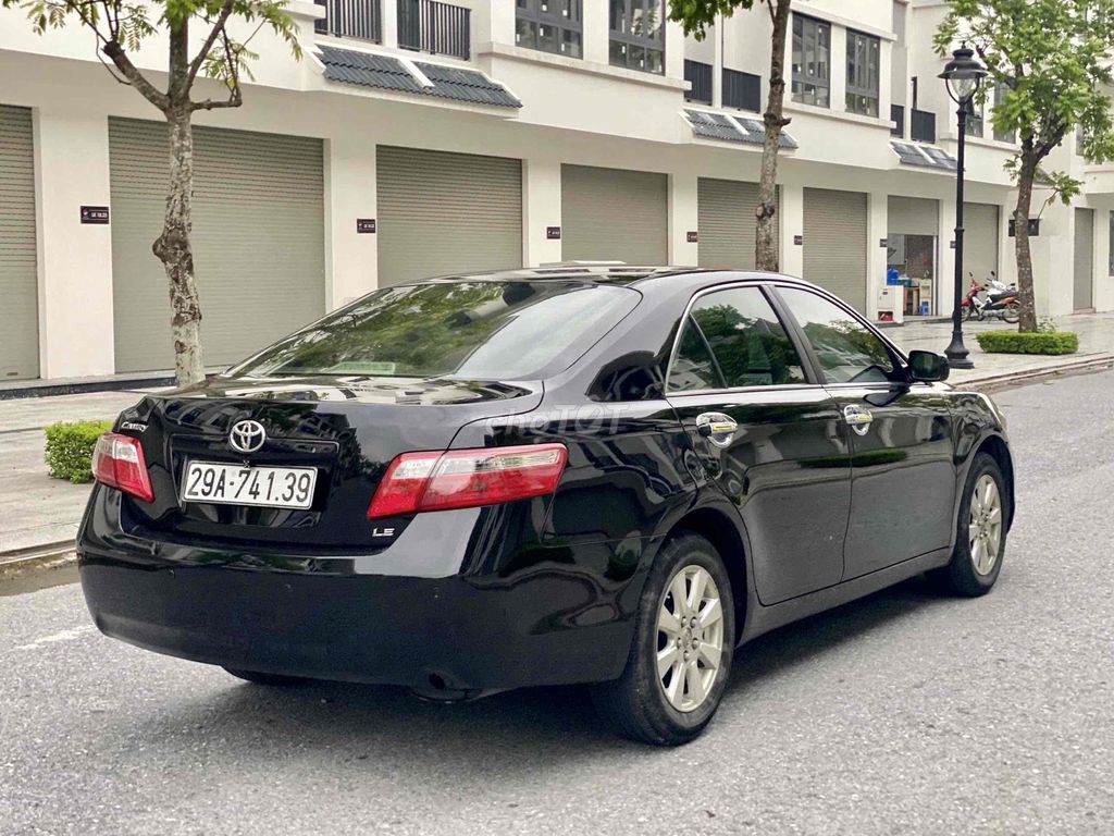 Toyota Camry 2007 LE 2.4 - 8 km. Mua bán Ô tô tại Quận Nam Từ Liêm Hà Nội được đăng bởi nguyễn trần Nam hình 5