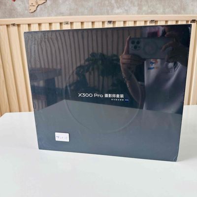New Seal - Vivo X300 Pro 16/1T Combo Bộ Kit. Mua bán Điện thoại tại Quận Ninh Kiều Cần Thơ được đăng bởi Hmphone