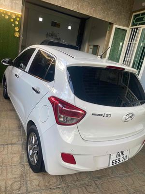 Hyundai Grand i10 2015 Trắng Số sàn. Mua bán Ô tô tại Huyện Định Quán Đồng Nai được đăng bởi Lethanh