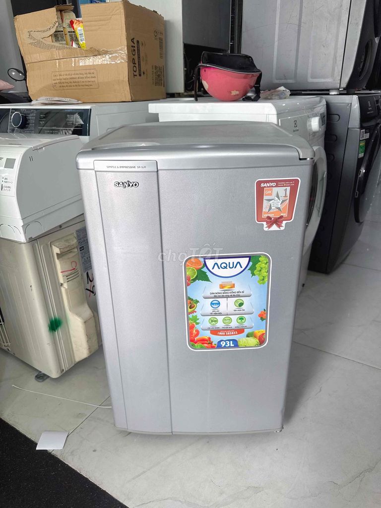 Tủ lạnh mini Sanyo 90L, bao ship lắp 🤩🤩❄️❄️. Mua bán Tủ lạnh tại Thành phố Dĩ An Bình Dương được đăng bởi Thành Long hình 1