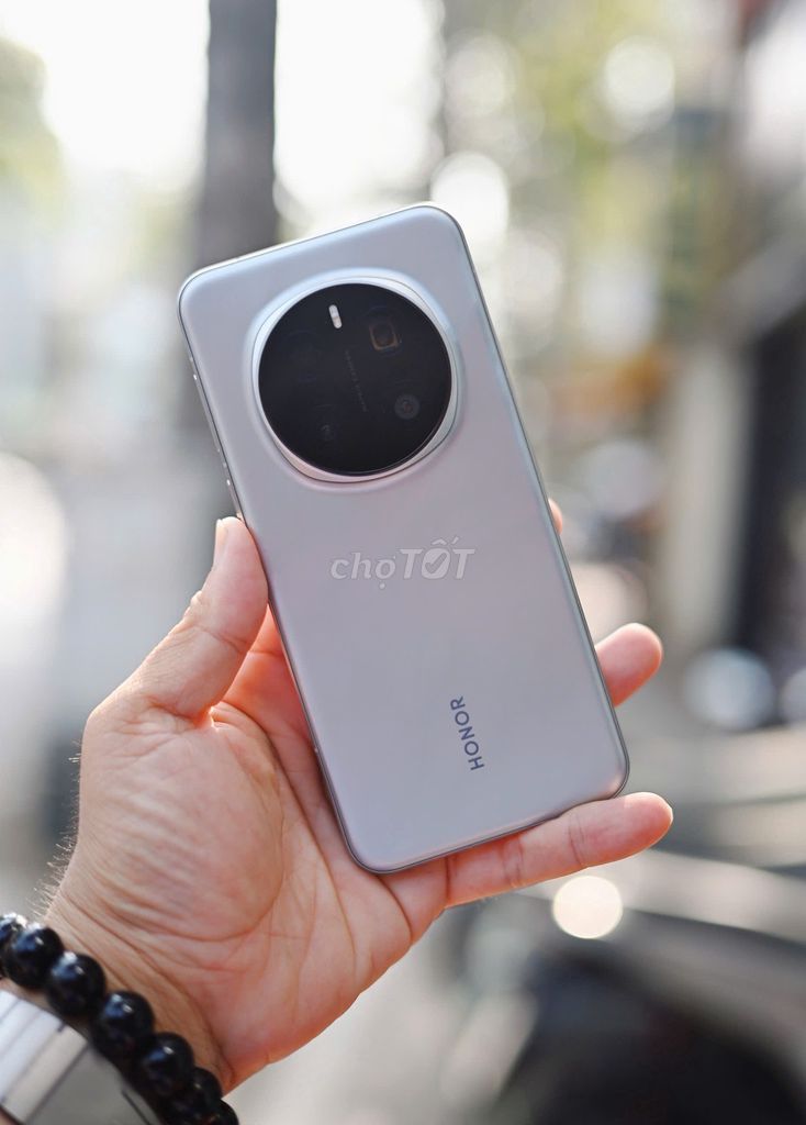Honor Magic 7 Pro Xám Quốc Tế 512G 99% BH 1 Tháng. Mua bán Điện thoại tại Quận 5 Tp Hồ Chí Minh được đăng bởi Trải Nghiệm Phone hình 1
