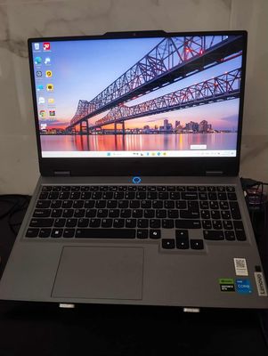 Laptop Lenovo LOQ 15IAX9 mới tặng bàn phím + chuột. Mua bán Laptop tại Quận Ngũ Hành Sơn Đà Nẵng được đăng bởi Nguyễn Văn Công