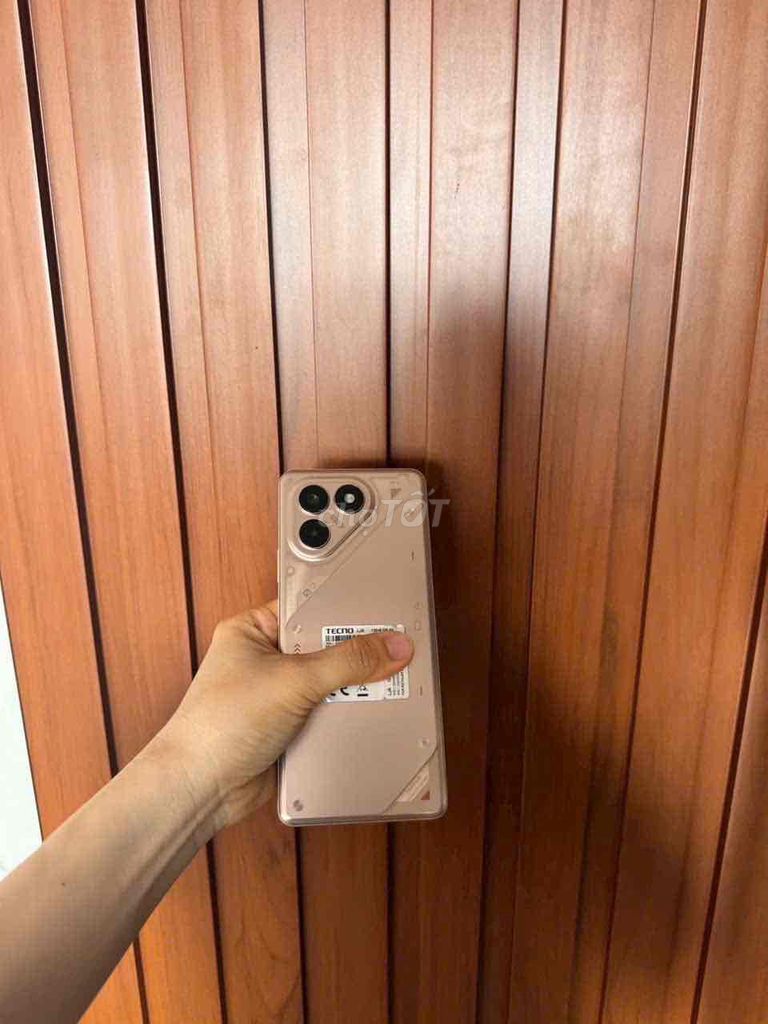 Tecno Pova 7 ram8/128GB pin7000 Vàng. Mua bán Điện thoại tại Thành phố Buôn Ma Thuột Đắk Lắk được đăng bởi phuong smarphone hình 1