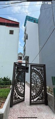 BÁN NHÀ TRUNG TÂM THẠCH BÀN 48M X 6 TẦNG, THANG MÁY, SÂN CỔNG RIÊNG