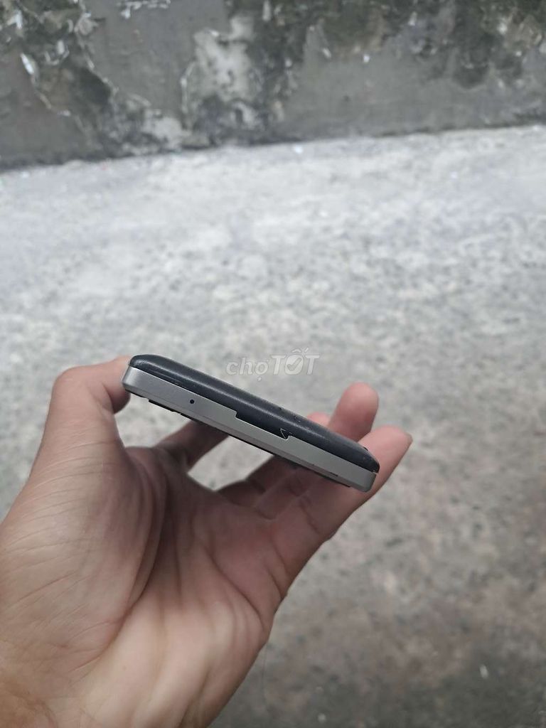 BlackBerry P9983 Porsche Design Đen. Mua bán Điện thoại tại Quận Gò Vấp Tp Hồ Chí Minh được đăng bởi lê thành an hình 1