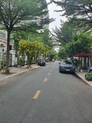 Bán nhà mặt phố Cityland Garden Hills, 114m2, 5PN, 4WC. Mua bán nhà ở tại Quận Gò Vấp Tp Hồ Chí Minh được đăng bởi Phương